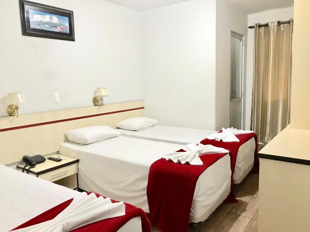 פוז דו איגואסו Hotel Stella Solaris Cataratas מראה חיצוני תמונה