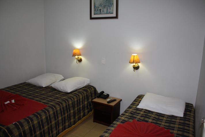 פוז דו איגואסו Hotel Stella Solaris Cataratas מראה חיצוני תמונה