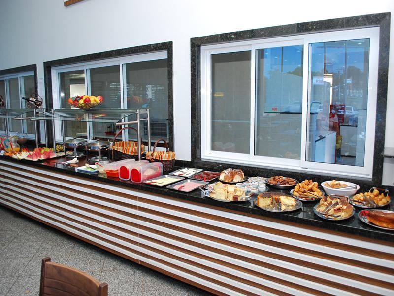 פוז דו איגואסו Hotel Stella Solaris Cataratas מראה חיצוני תמונה
